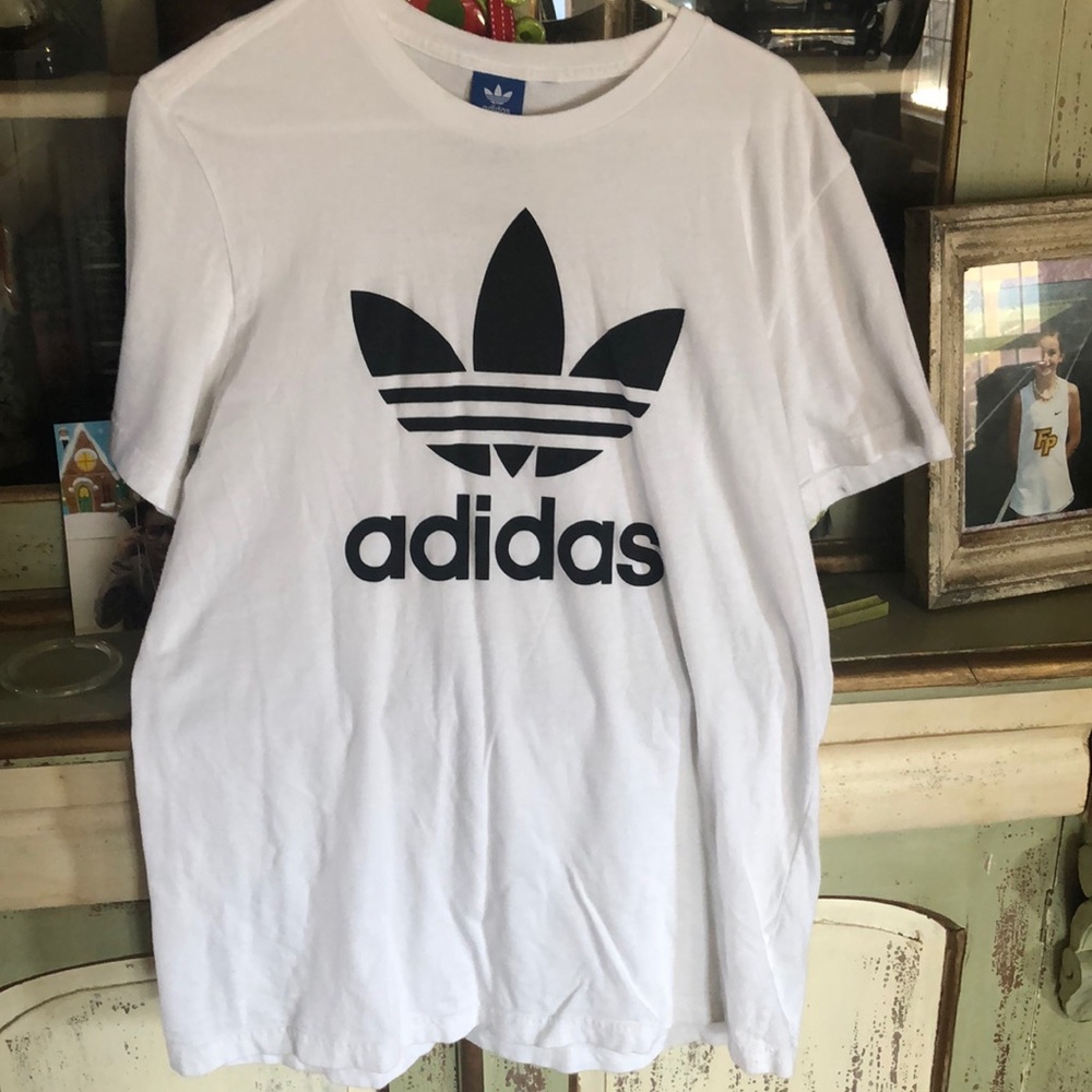 Adidas trefoil men’s T-shirt large